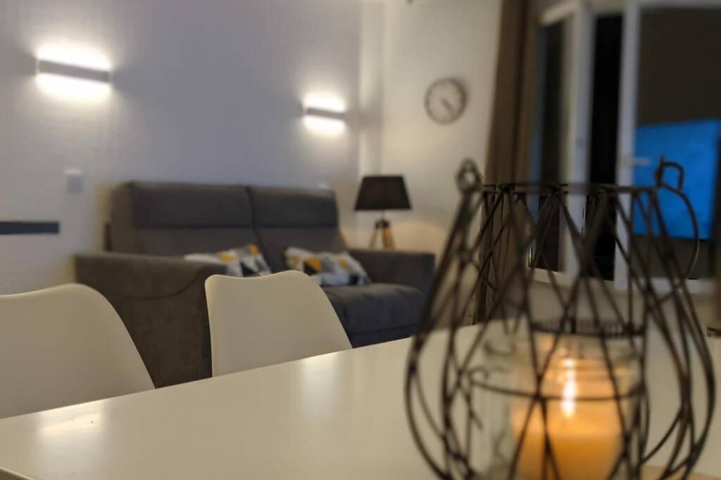 Paris Expo Suite Appartement & Parkings Dans Un Hotel 4 Etoiles, Porte De Versailles - Check In Autonome 24-7 Issy-les-Moulineaux Eksteriør billede